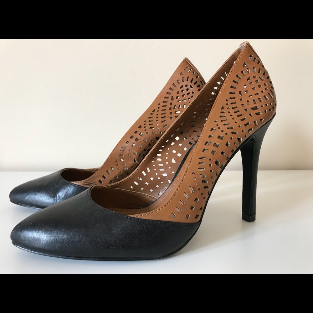 BCBG heels